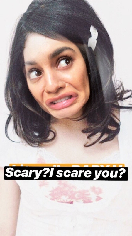 D8ZsiTdWkAMjtGL.jpg